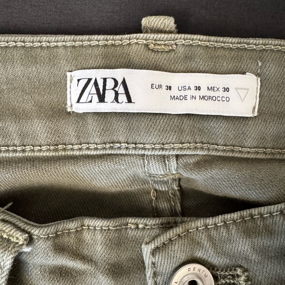 Men's Olive Jeans - Picture 3 of 3
